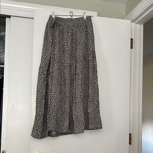 Garnet Hill Black and cream crepe tiered Skirt